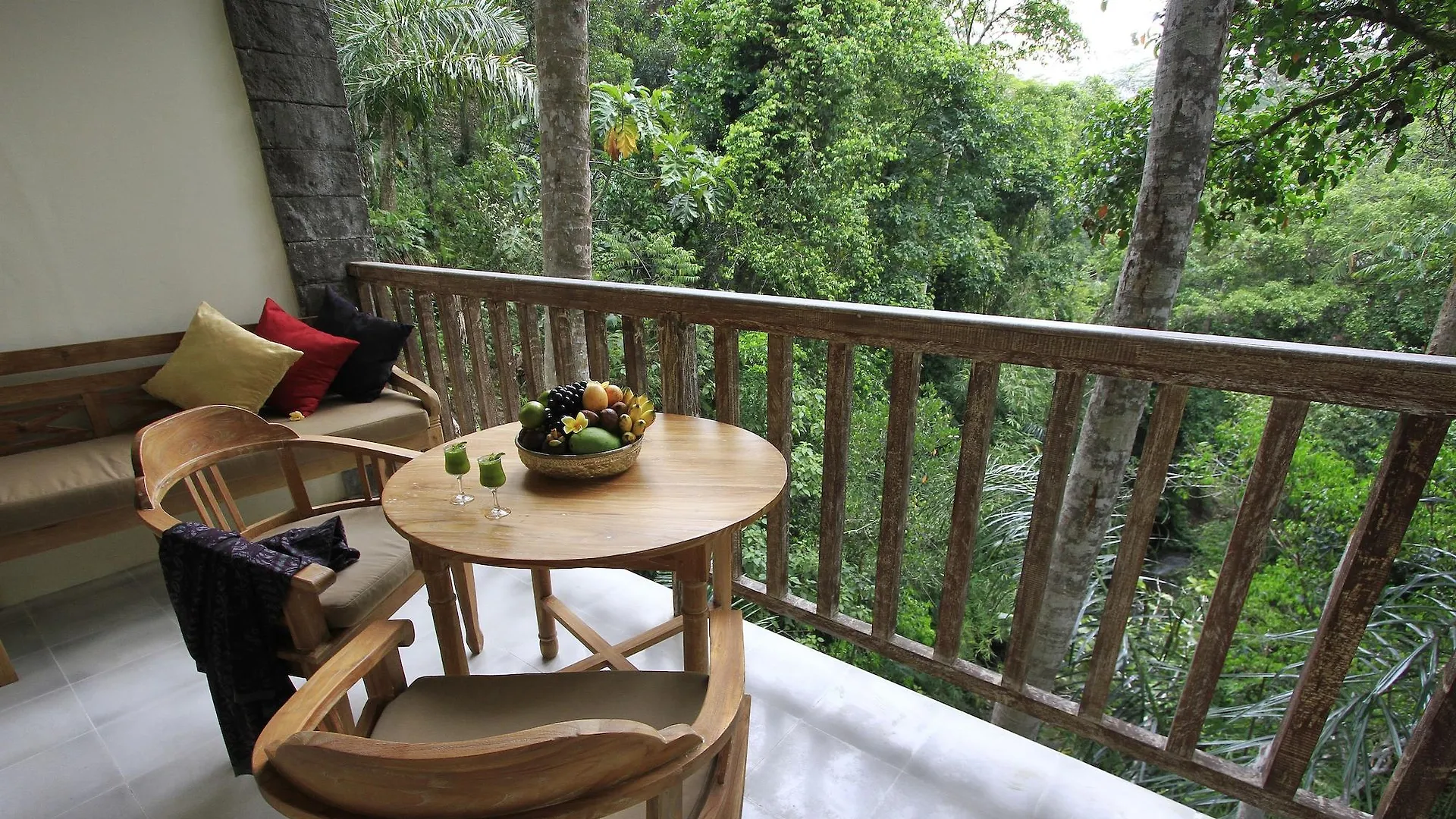 The Kayon Resort Ubud 5*,